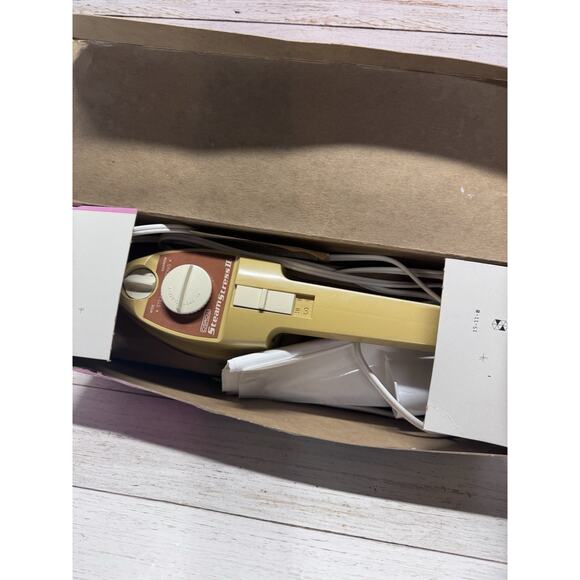 Osrow Steamstress II Handheld Garment Portable Steam Iron with Box 511B NEW! - Picture 4 of 5